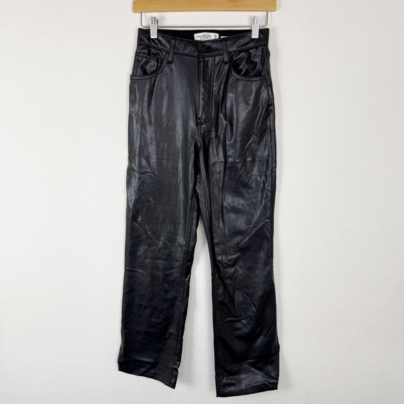 Abercrombie & Fitch The 90’s Straight Ultra High Rise Vegan Leather Pants - Picture 7 of 13